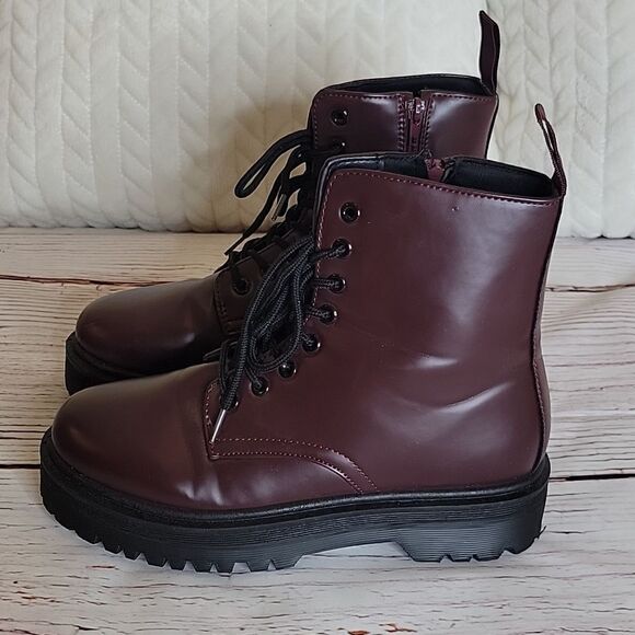 Quipid Burgundy Vegan Leather Platform Boots Size 10 - Picture 1 of 8